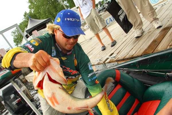 <p>
<strong>5. Tim Horton 12-1</strong></p>
<p>
Tim Horton caught this 12-1 from California's Clear Lake in 2007. It's the fifth best in the history of the Elites, but not the biggest from that tournament (check out #3 which was caught the day before). The affable Alabama pro tells the story of a much larger bass he lost on Amistad in 2006.</p>