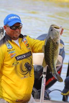 <p>
<strong>8. Bobby Lane 11-1</strong></p>
<p>
Bobby Lane used a big swimbait to catch this 11-1 from California's Clear Lake in 2010. It ranks eighth in Elite history and shows that the Florida pro can catch lunkers anywhere.</p>
