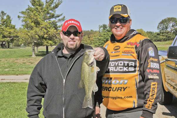 <p>
	Nelson caught the second-heaviest fish of the day, a 2-9 largemouth.</p>
