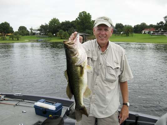 <p><strong>Richard Danser</strong><br />
	10 pounds, 3 ounces<br />
	Johns Lake, Fla.<br />
	5 1/2-inch Wacky Worm (green pumpkin)</p>
