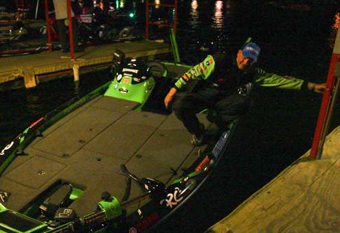 <p> </p>
<p>Scott Ashmore holds his boat against a gust of wind. </p>
