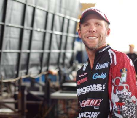 <p>One second before taking this picture, Aaron Martens was nervously looking at the leaderboard. I tried to catch him, but failed. He's that good. (He ended up 19th overall, so I guess he had plenty to smile about). </p>