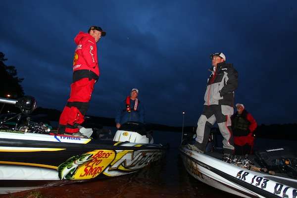 <p>McClelland and Fralick talk business on day three.</p>