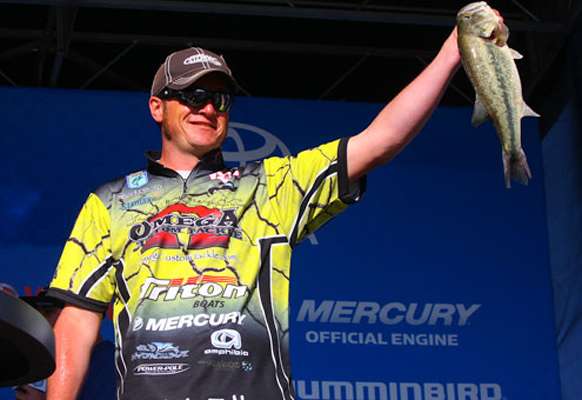 <p>Derek Remitz</p>
<p>âFuelâ by Metallica</p>