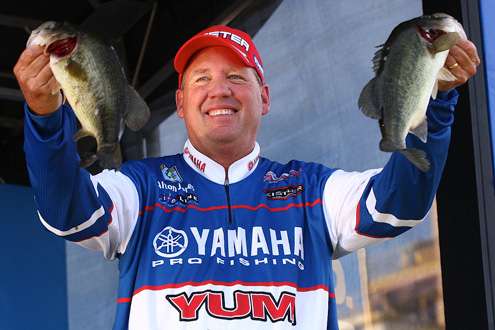 Alton Jones (6th, 12- 8)