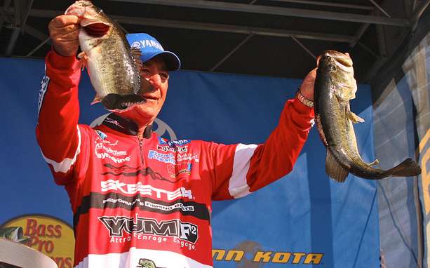 Zell Rowland (25th, 17-0)