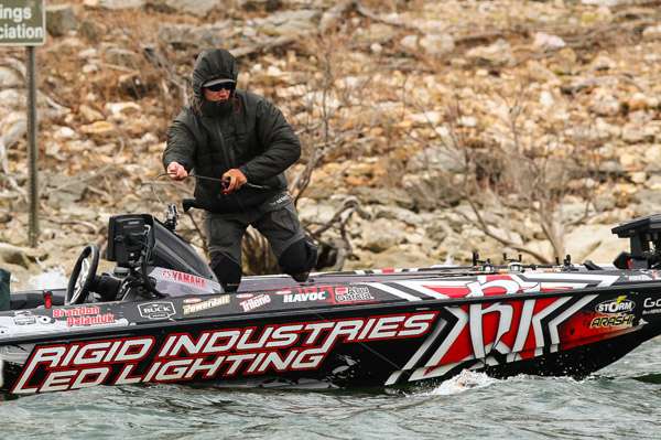 The wind and the ever- present rock wall have Palaniuk on his toes.