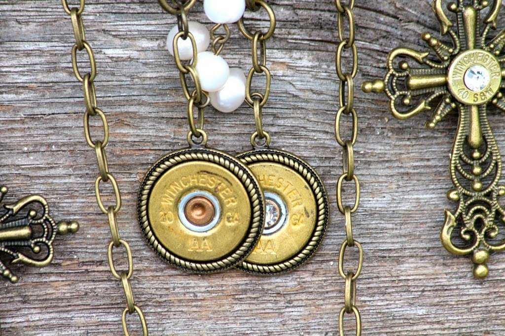 Dudesâ¦DON'T FORGET MOTHER'S DAYâ¦this is a reminder shot.