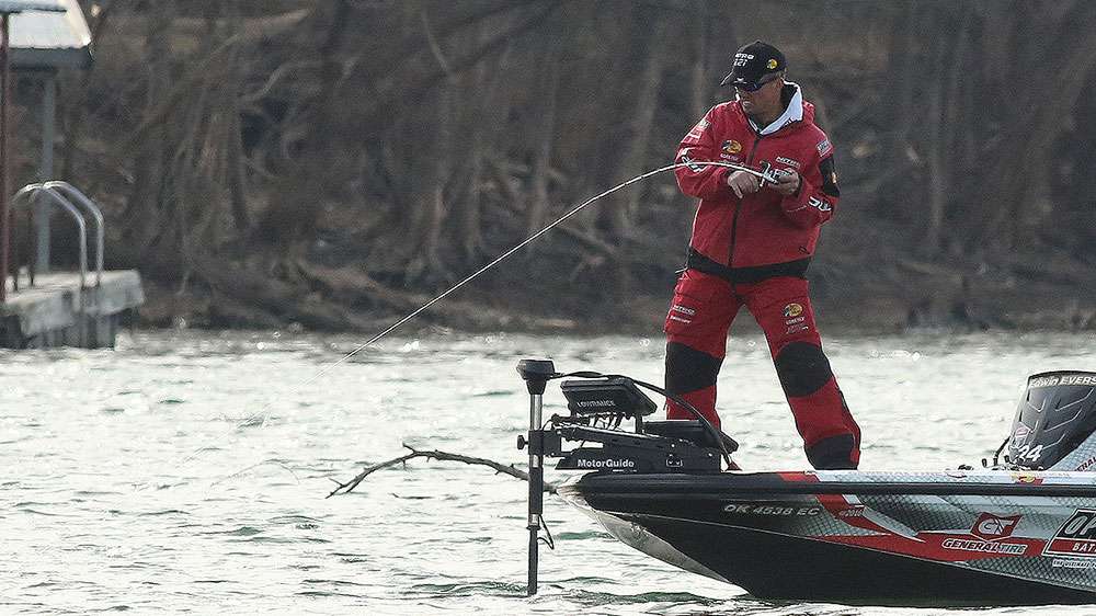 His face shows the concentration Classic competition requires.