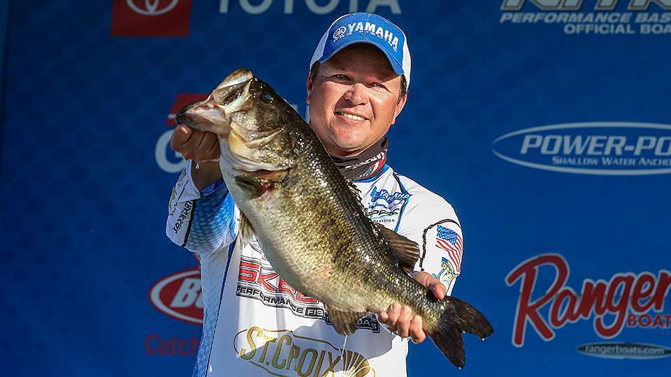 While 10-pounders have taken big bass honors in many St. Johns Elites, the past two years have not seen a double-digit bass. Big bass were still critical for many. Derek Hudnall came close on Day 1 with a 9-8 that helped fuel his Top 10 finish.