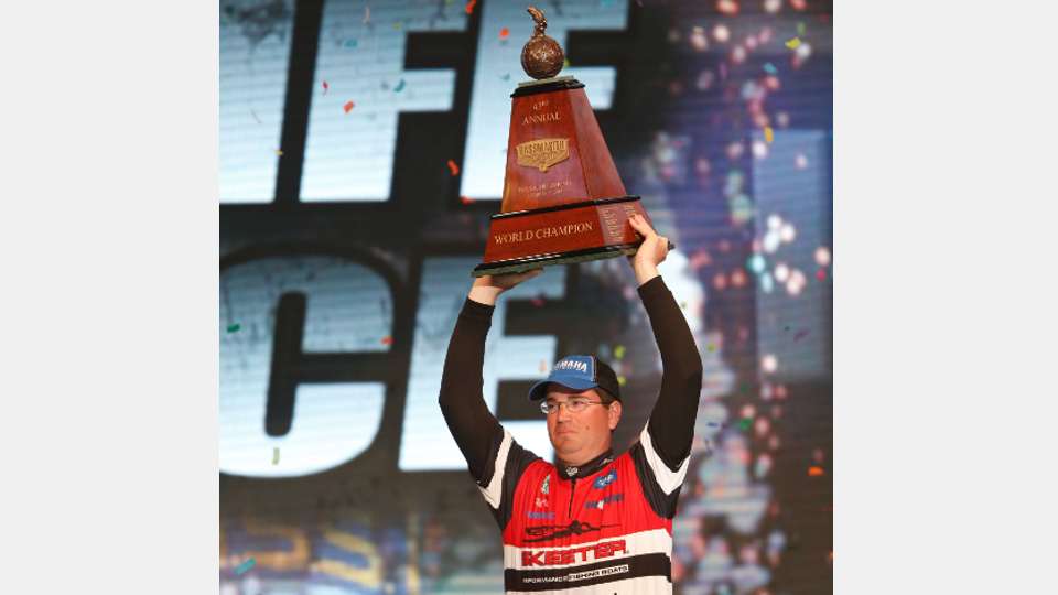 <b>2013 â Cliff Pace, Grand Lake, Okla. </b><br>